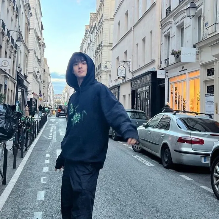 粉丝拍下的车银优瞬间