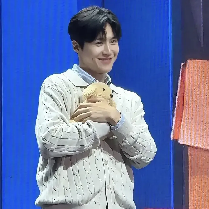 김선호의 최신 사진