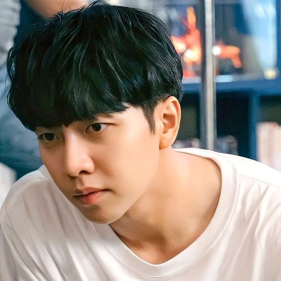 粉丝拍下的李升基瞬间