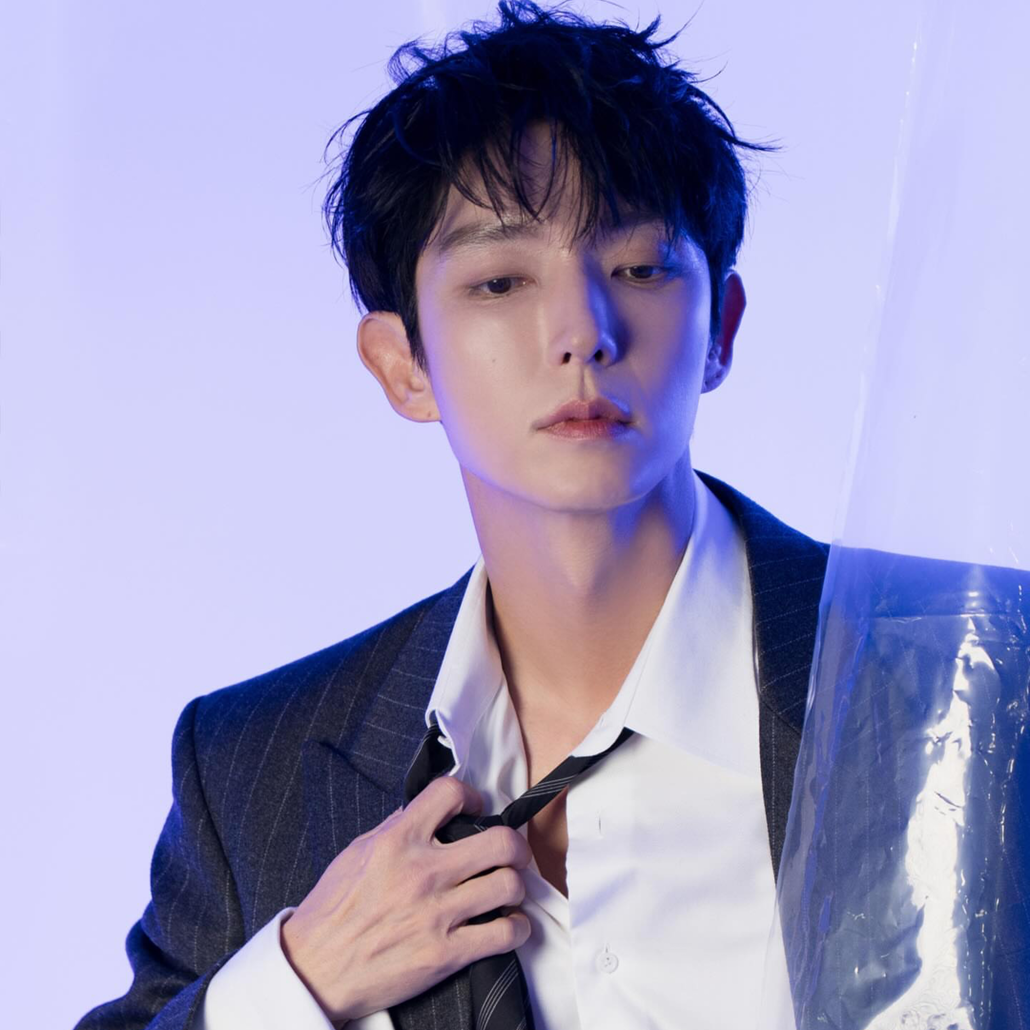 Behind-the-scenes cut of Lee Joongi