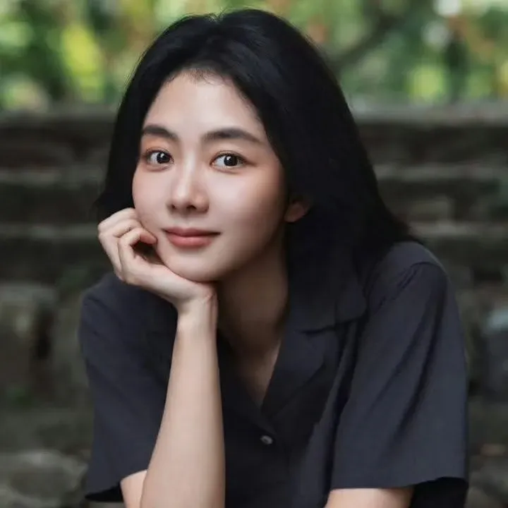 Latest photo of Tan Song Yun