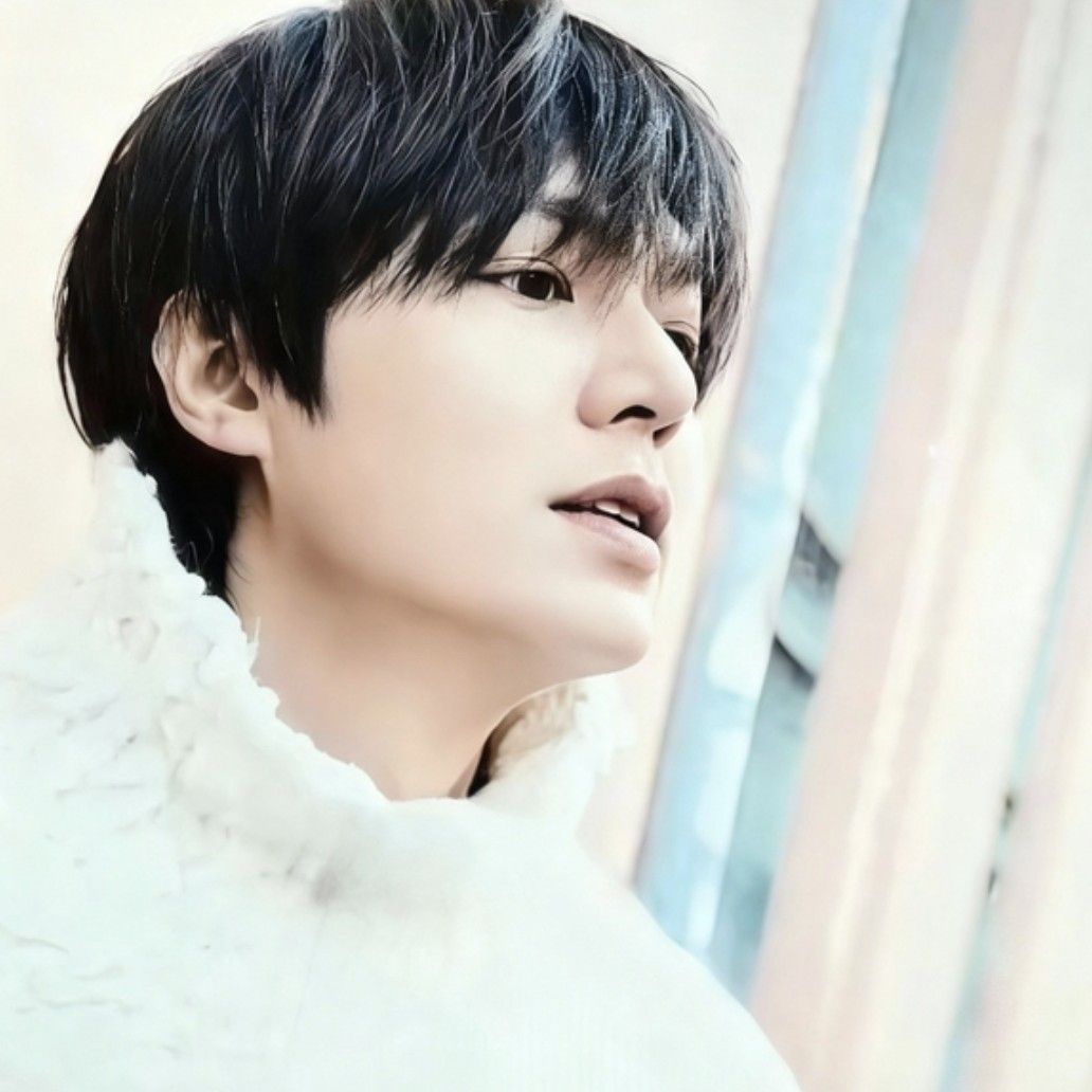 Behind-the-scenes cut of Lee Minho