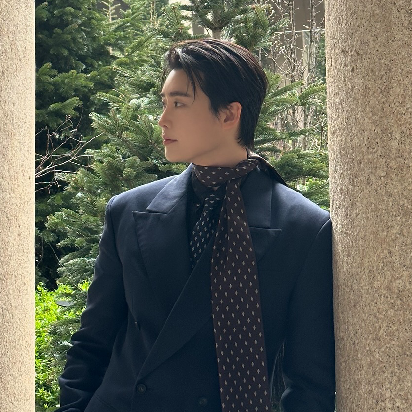 粉絲拍下的李鍾碩瞬間