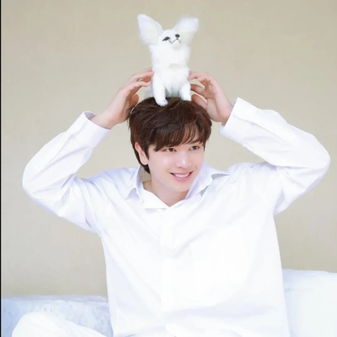 Behind-the-scenes cut of Yook Sungjae