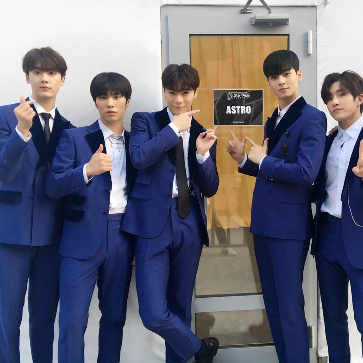 Behind-the-scenes cut of Cha Eunwoo