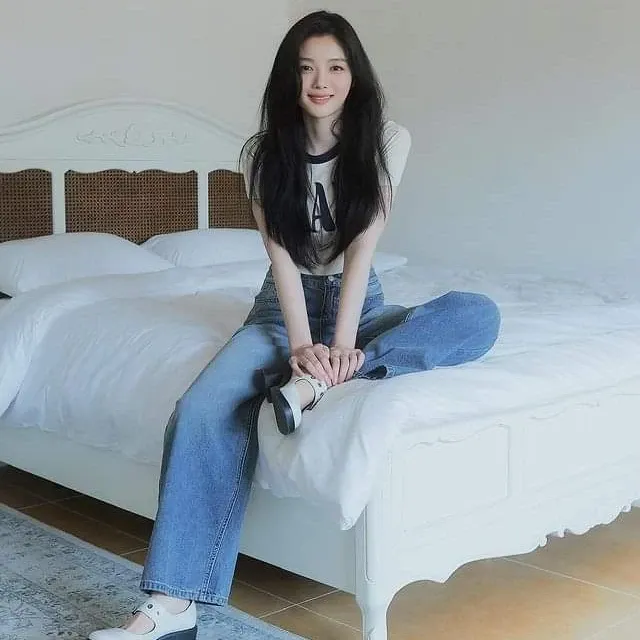 Recent activity shot of Kim Youjung