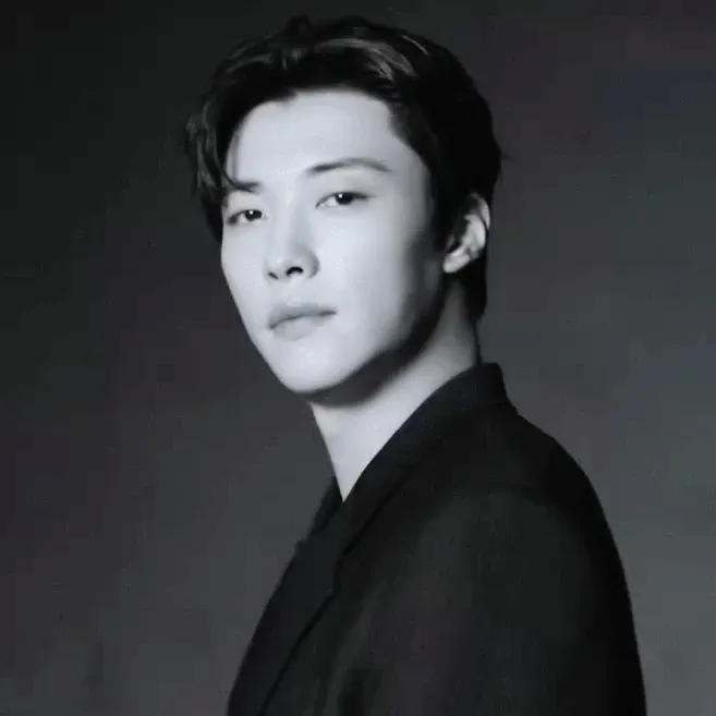 Behind-the-scenes cut of Woo Dohwan
