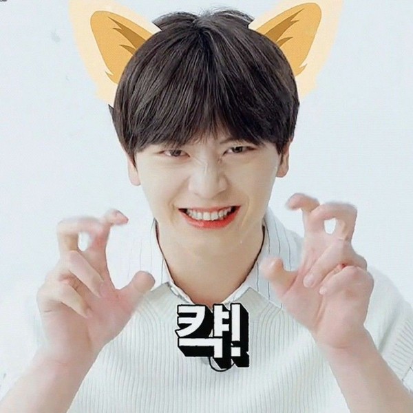 Today’s standout profile photo of Yook Sungjae on Choeaedol Celeb