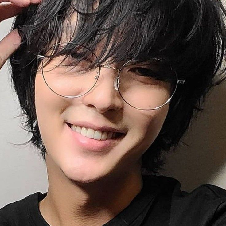 A moment captured by a fan of Lee Joongi