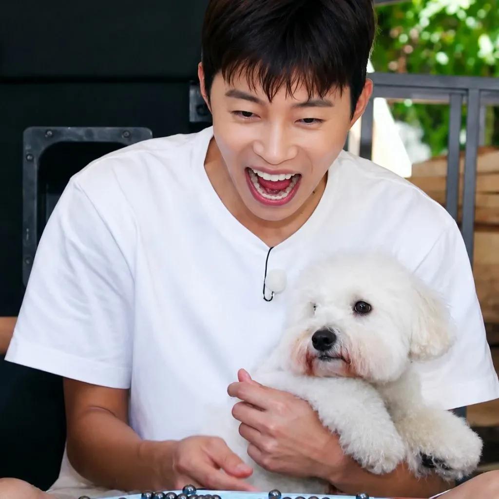 Foto kegiatan terbaru dari Lim Youngwoong