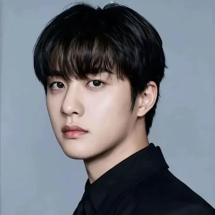 Behind-the-scenes cut of Doh Kyungsoo (D.O.)