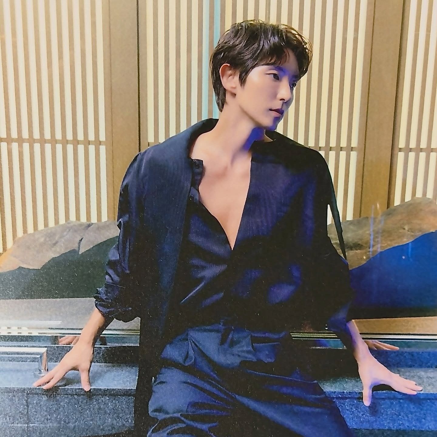 Behind-the-scenes cut of Lee Joongi