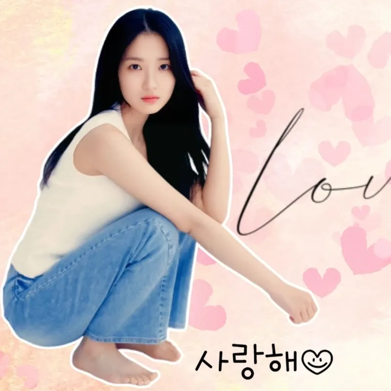 Recent activity shot of Kim Hyeyoon