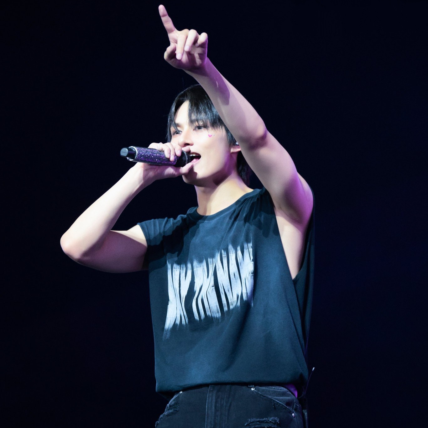Behind-the-scenes cut of Wen Junhui