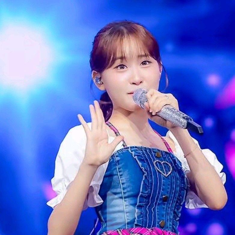 Cuplikan di balik layar dari Kim Dahyun