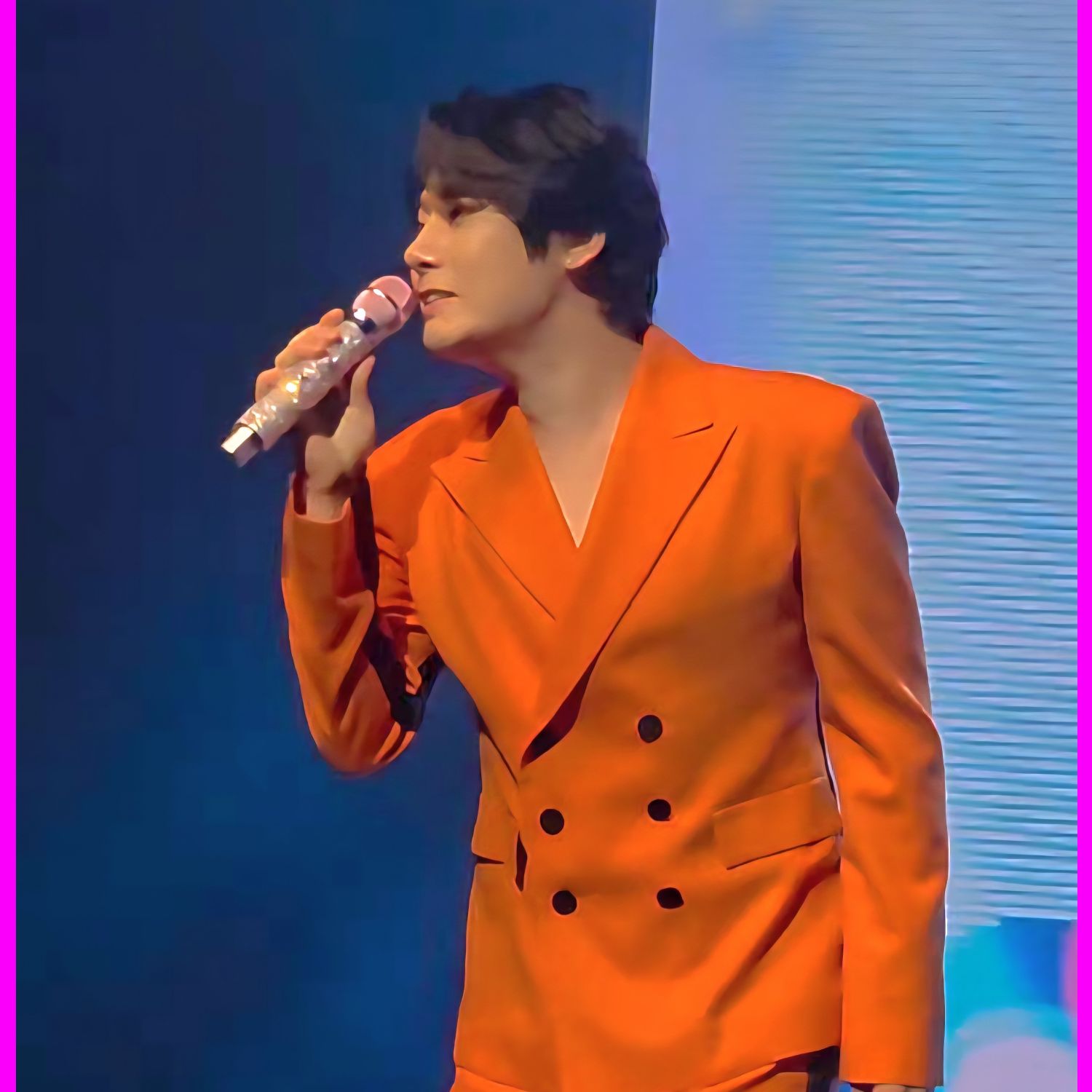 Behind-the-scenes cut of Kang Moonkyung