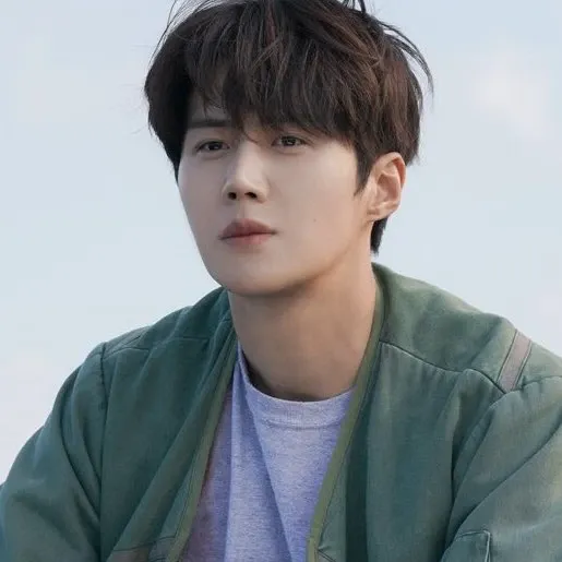 Foto terbaru dari Kim Seonho