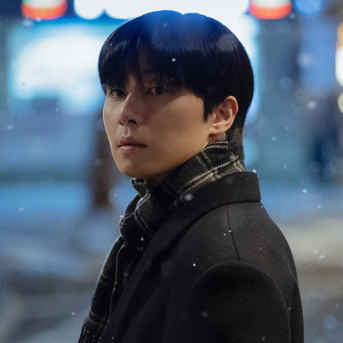 Behind-the-scenes cut of Park Seojoon