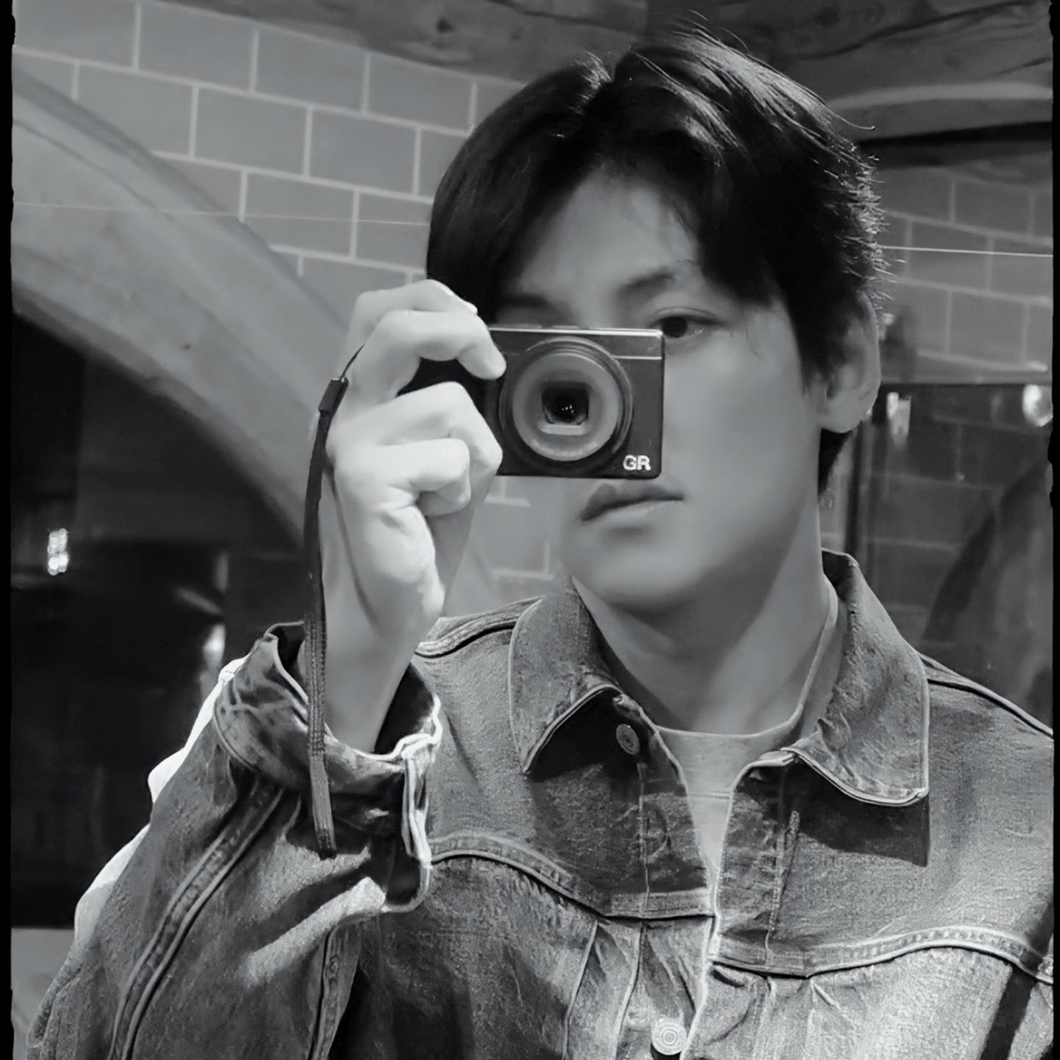 Behind-the-scenes cut of Ji Changwook