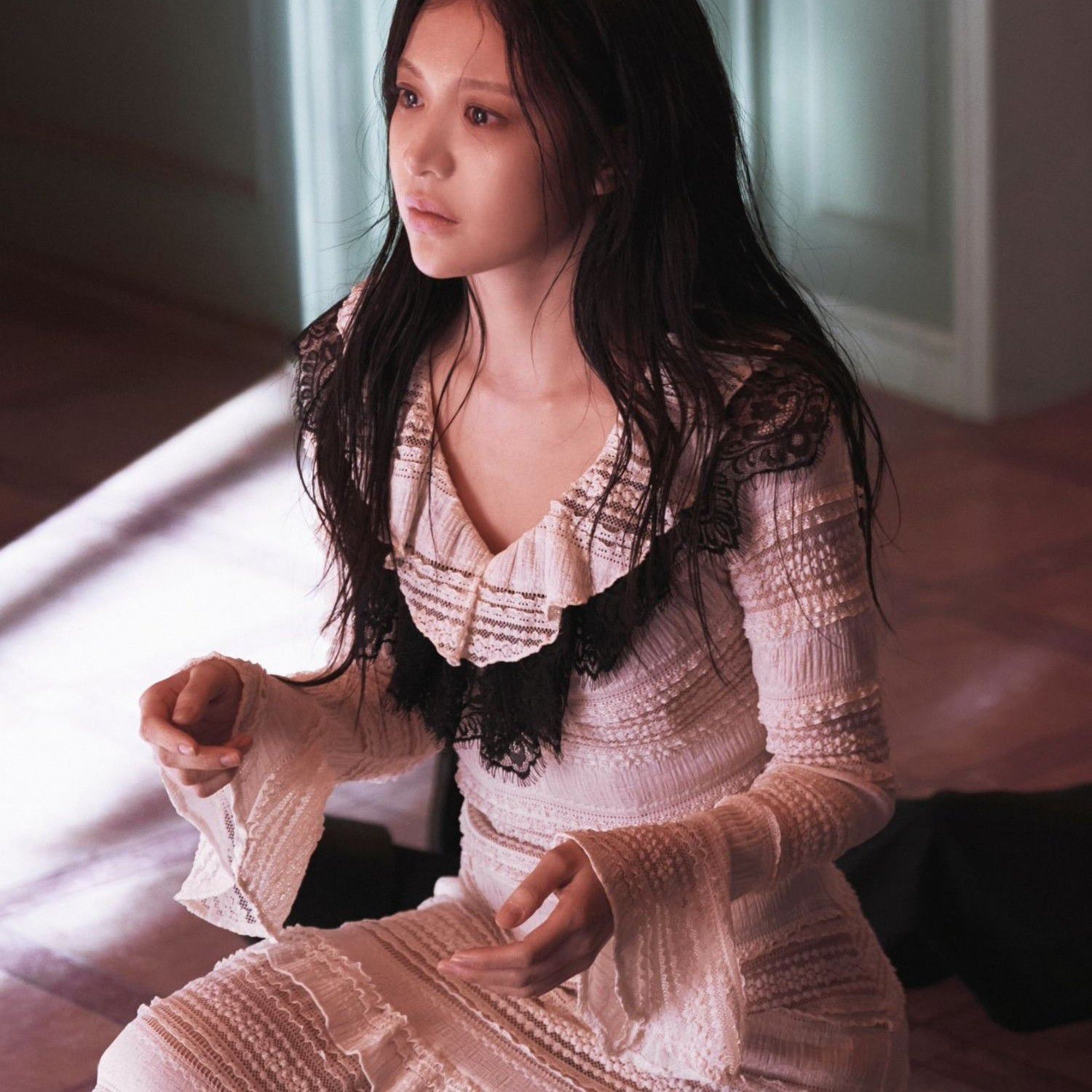 Latest photo of Go Younjung