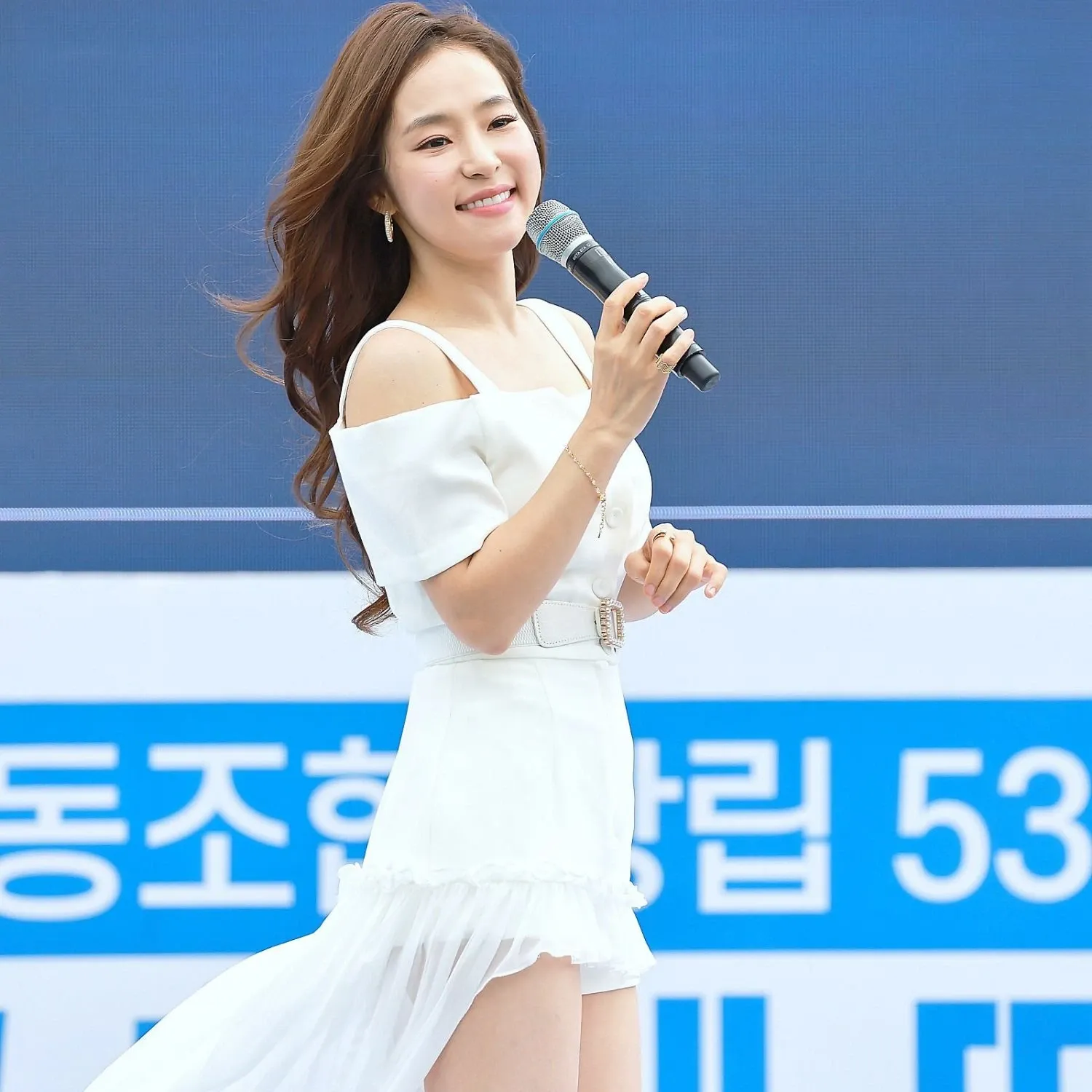 홍자 최근 활동샷