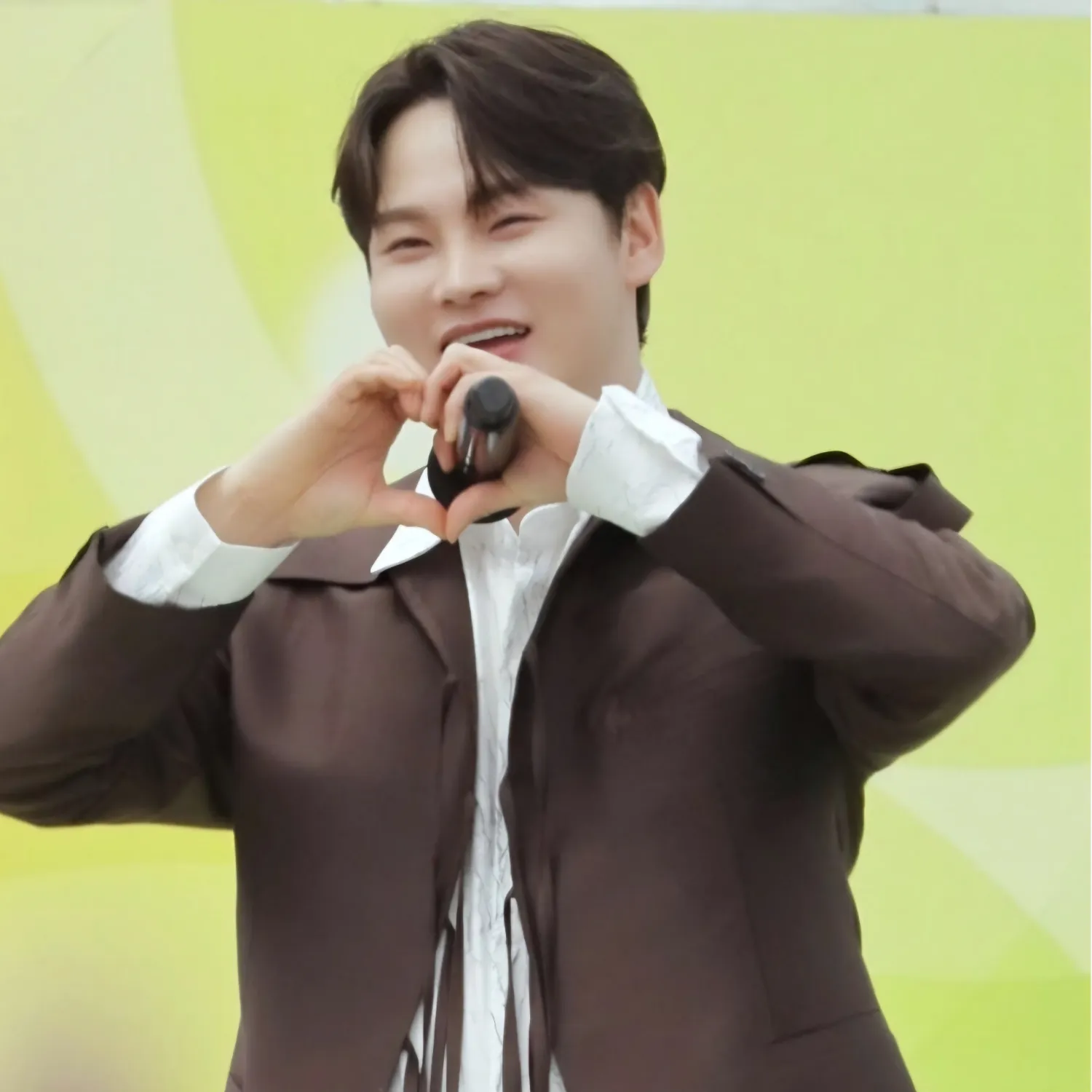 박서진의 비하인드 컷