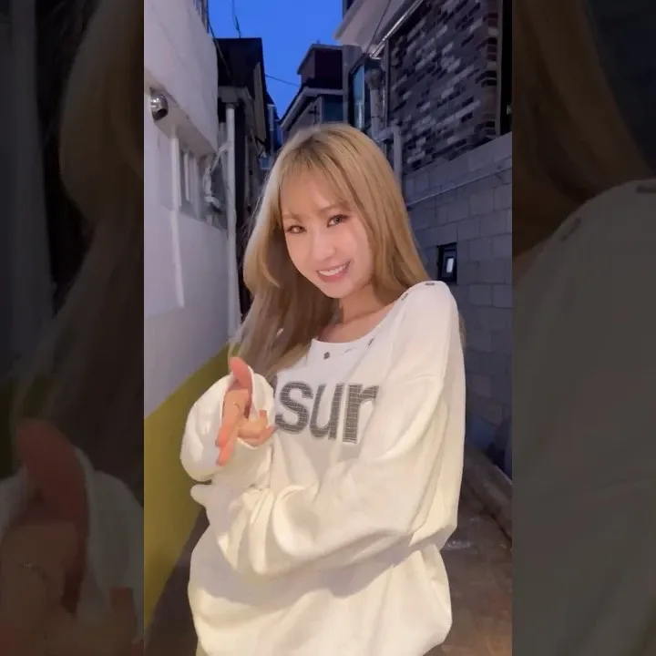 チョン・ユジンの最近の活動ショット