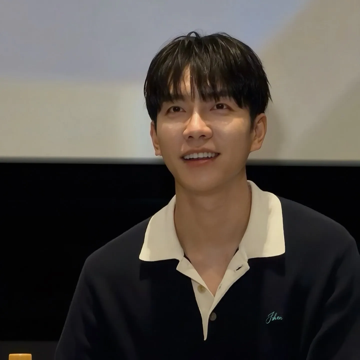 A moment captured by a fan of Lee Seunggi