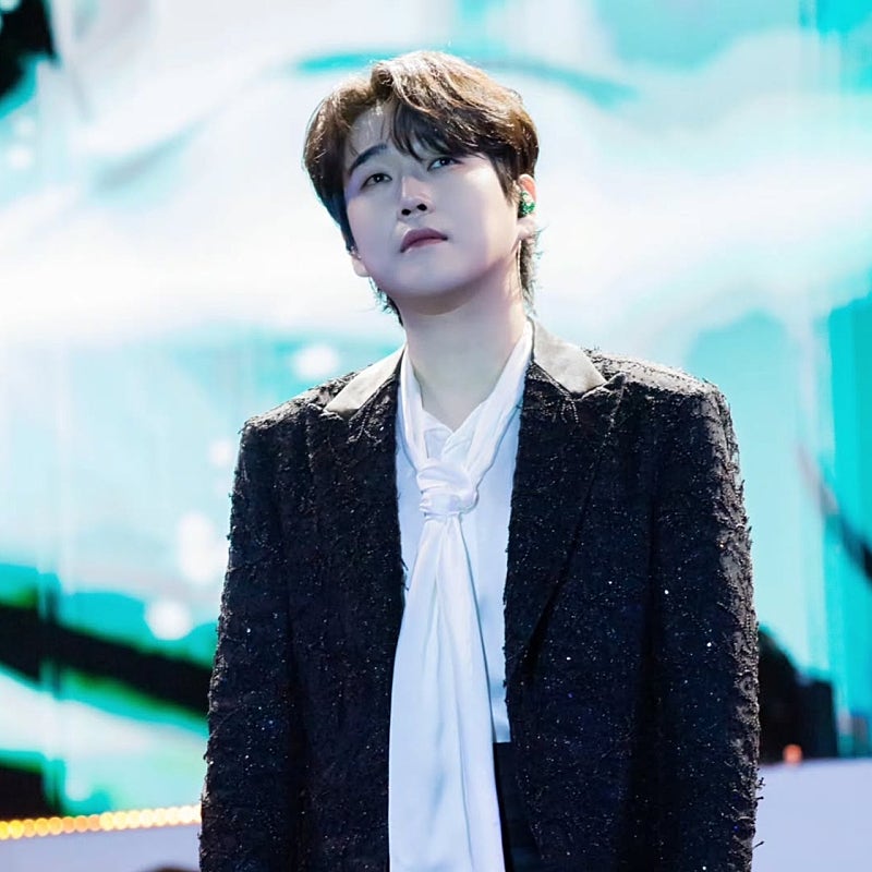 Behind-the-scenes cut of Hwang Youngwoong