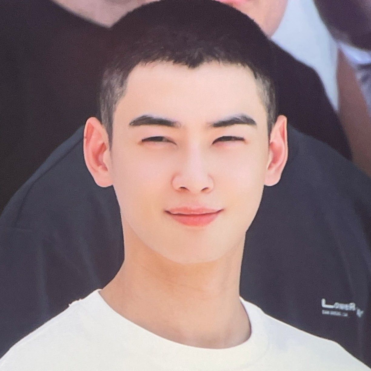 차은우의 비하인드 컷