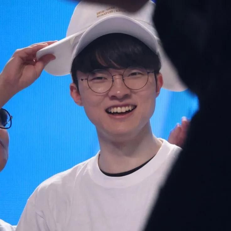 Faker的最新照片