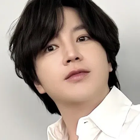 Latest photo of Jang Geunsuk