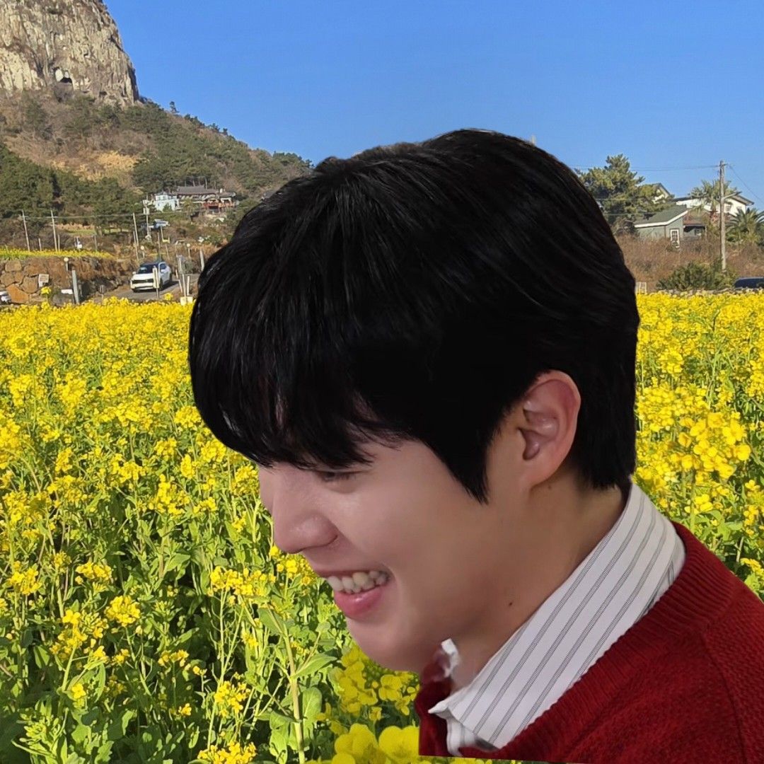 Latest photo of Son Taejin