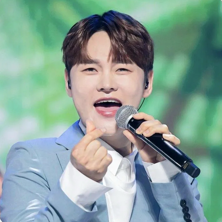 박서진의 비하인드 컷