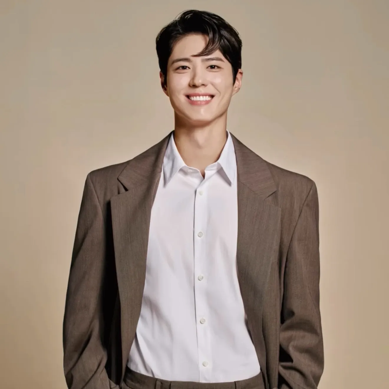 Behind-the-scenes cut of Park Bogum