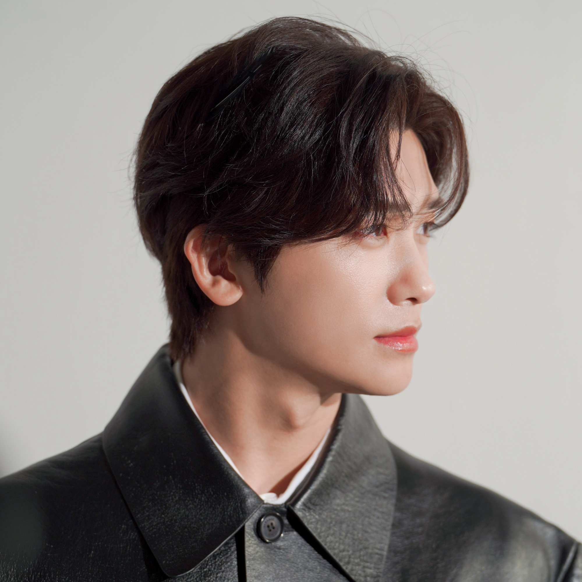 A moment captured by a fan of Park Hyungsik