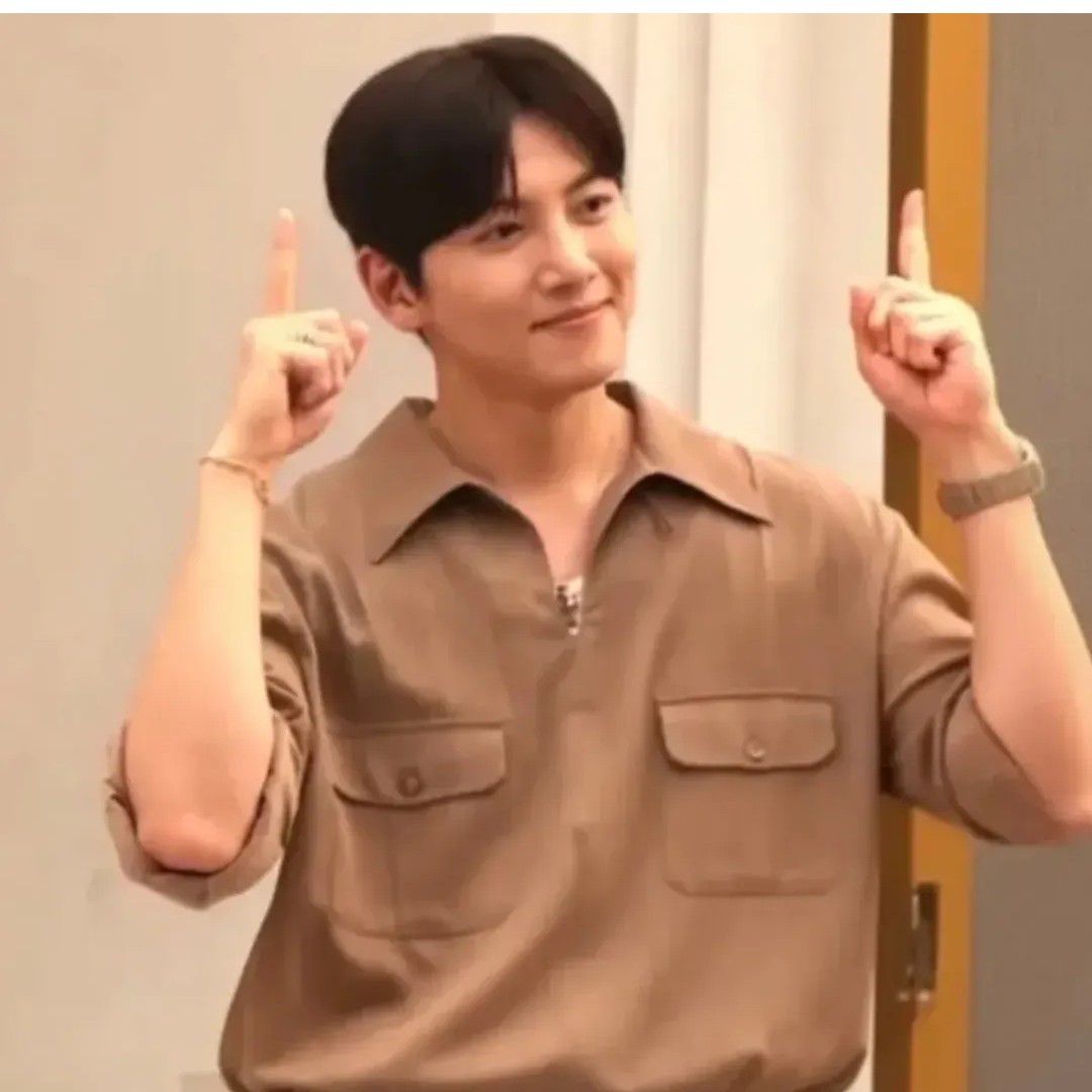 チ・チャンウクの最近の活動ショット