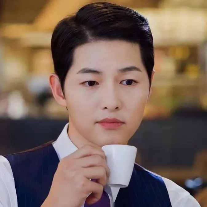 Behind-the-scenes cut of Song Joongki