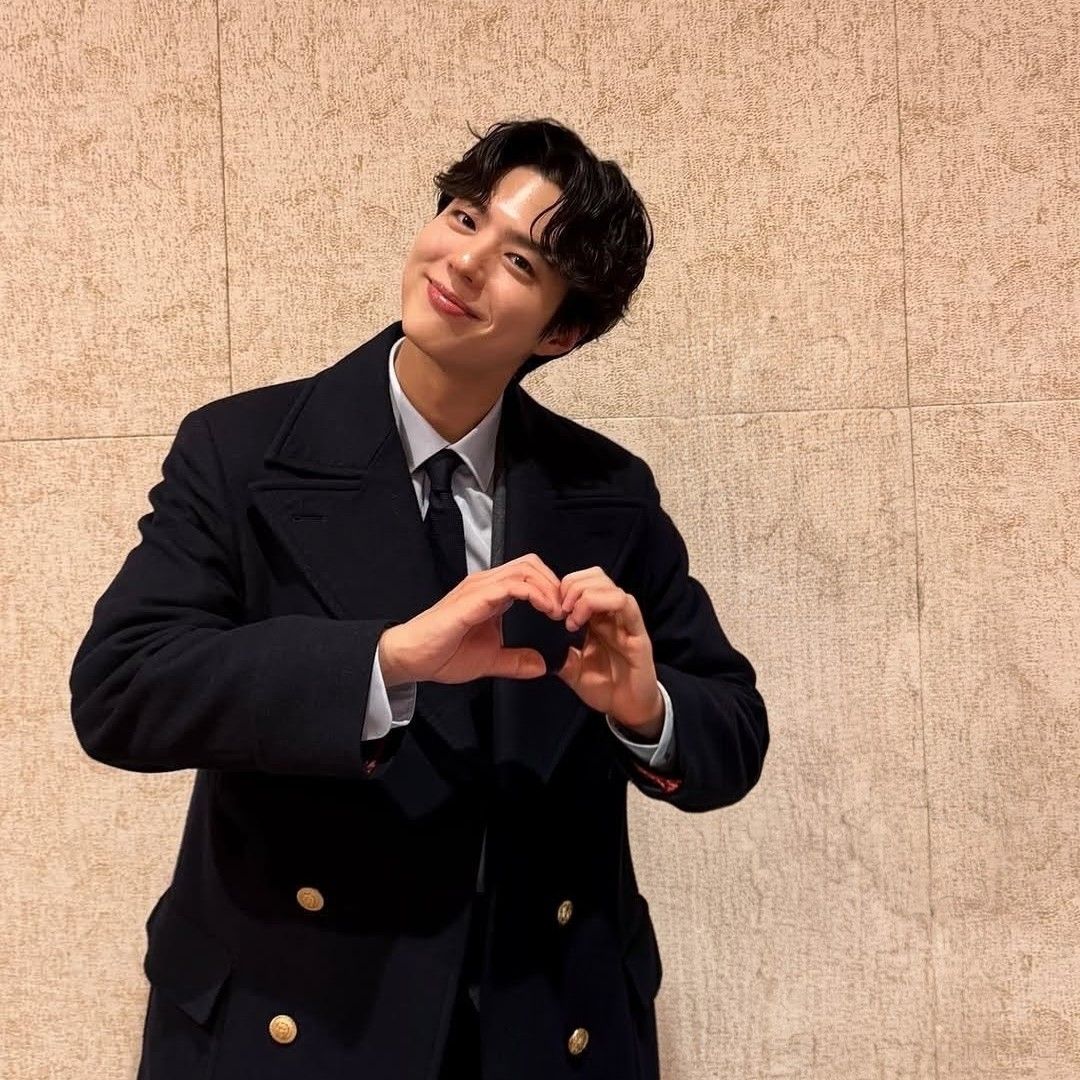 Latest photo of Park Bogum