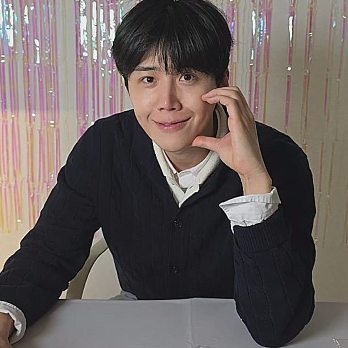 Latest photo of Kim Seonho