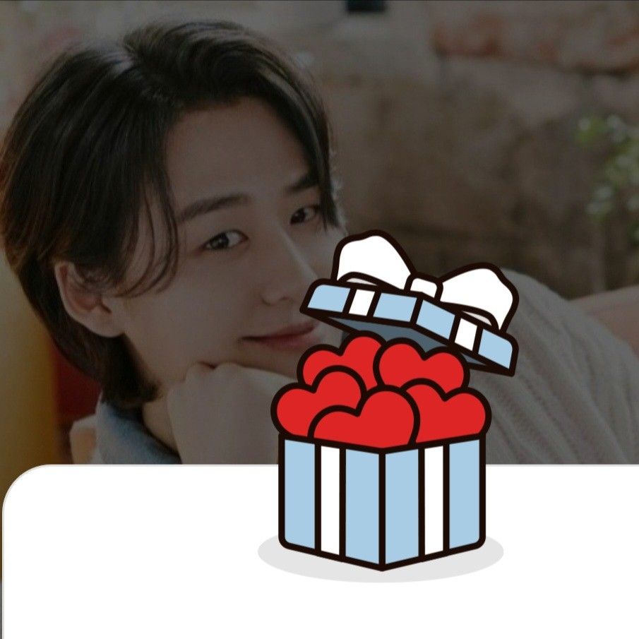 Behind-the-scenes cut of Lee Solomon