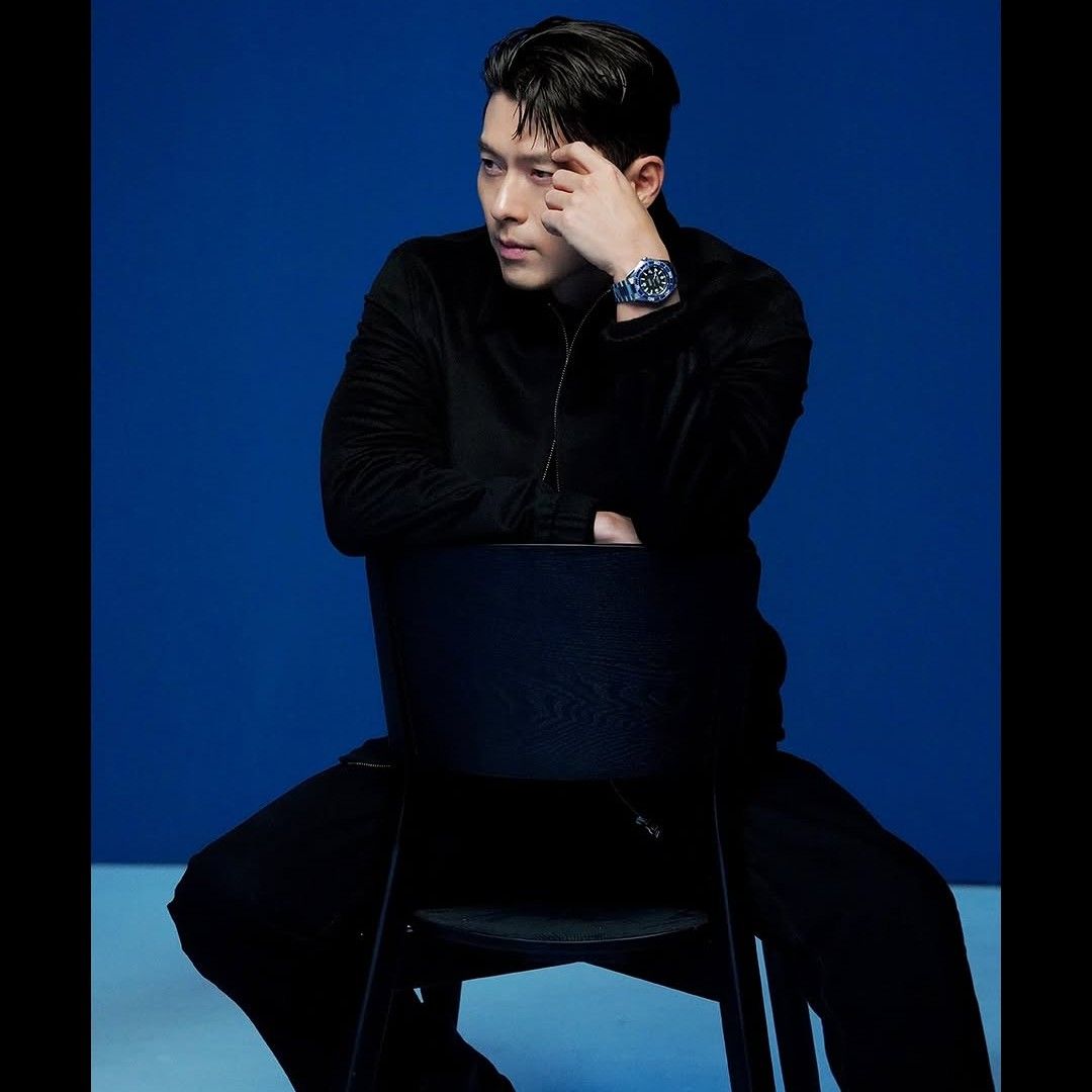 Momen yang diabadikan oleh penggemar Hyun Bin