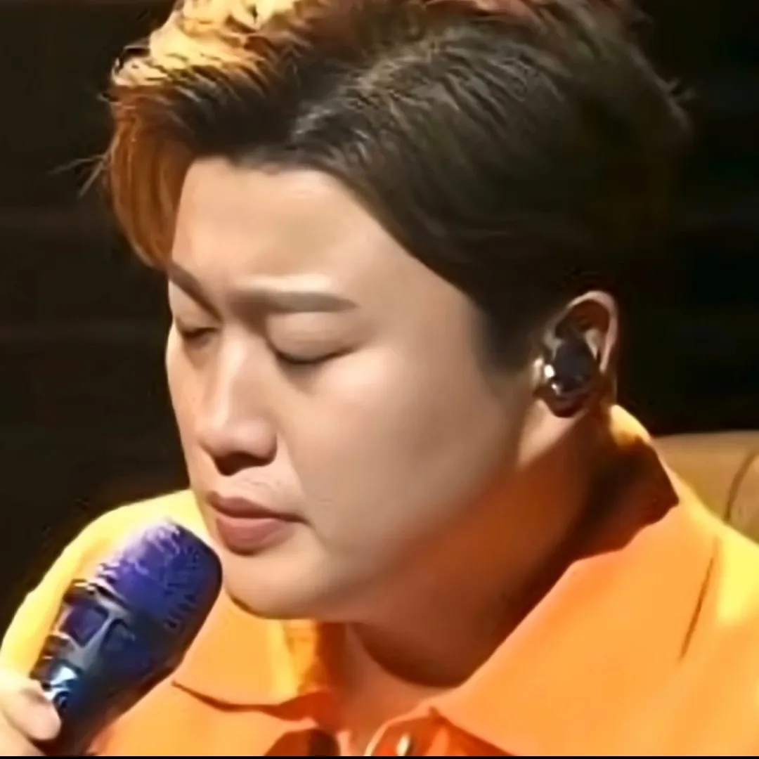A moment captured by a fan of Kim Hojoong