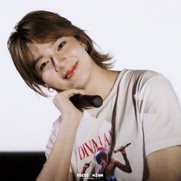 A moment captured by a fan of NuNew