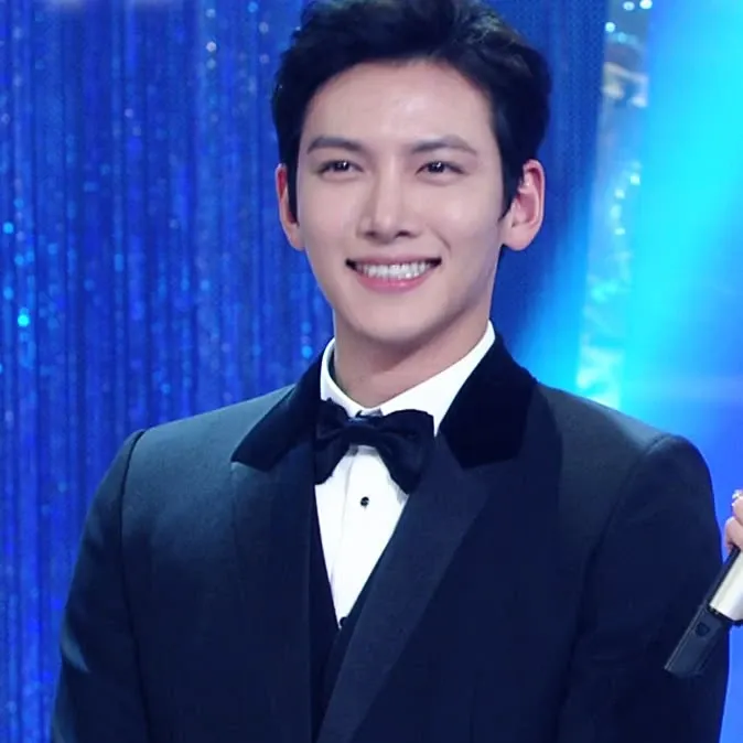 A moment captured by a fan of Ji Changwook
