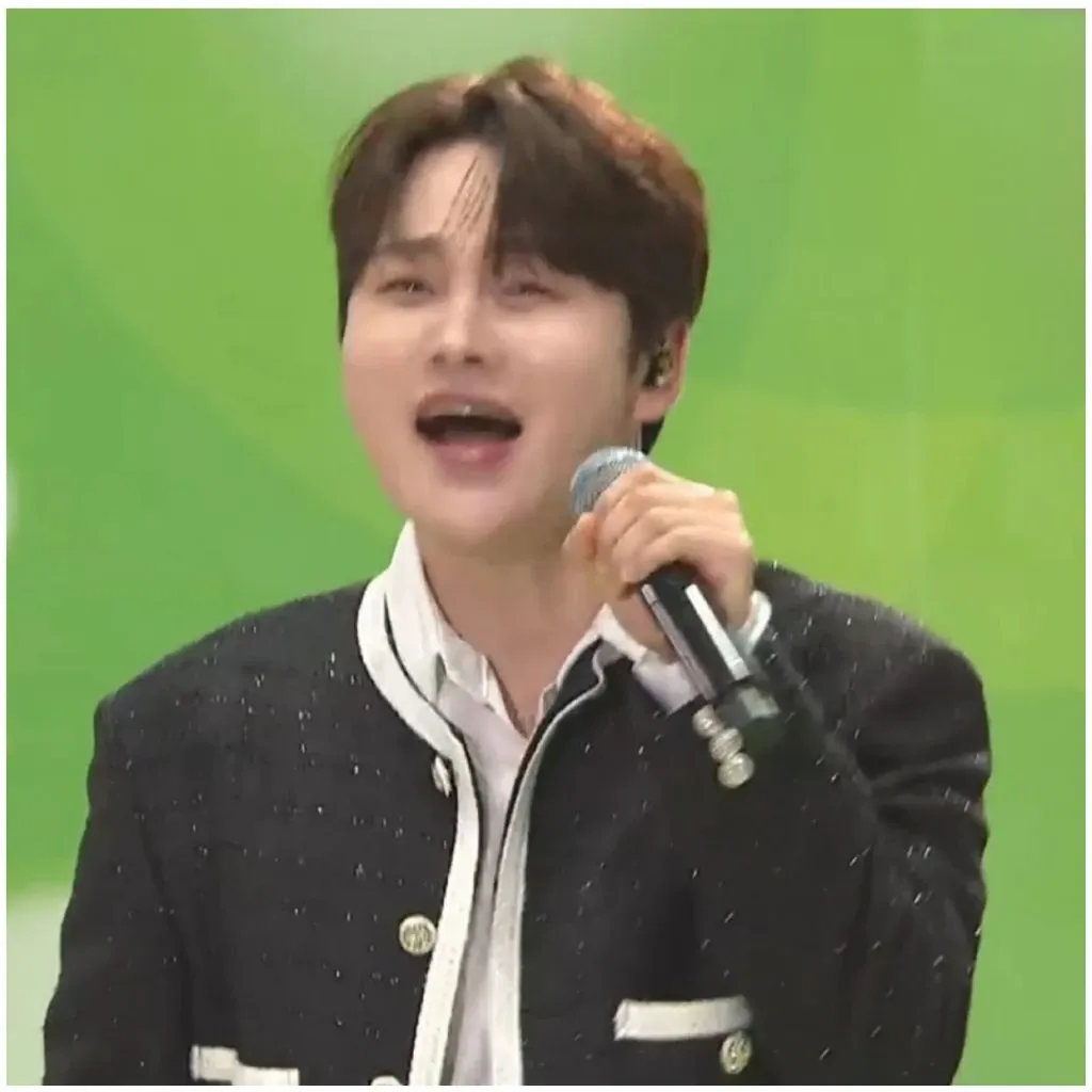 박서진의 비하인드 컷