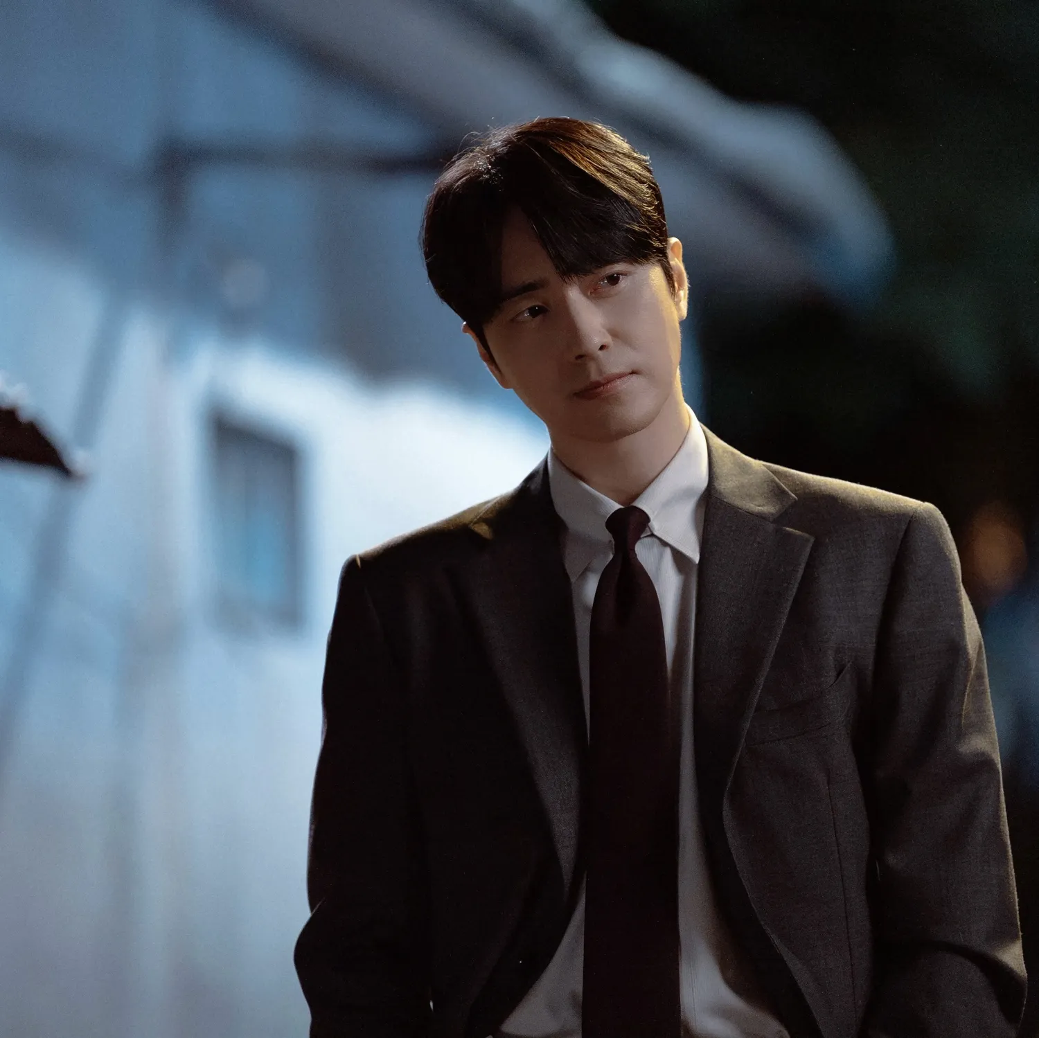 Behind-the-scenes cut of Lee Joonhyuk