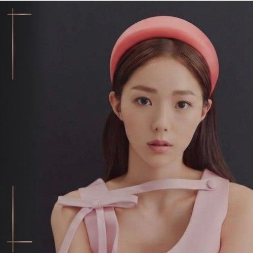 Behind-the-scenes cut of Chae Soobin