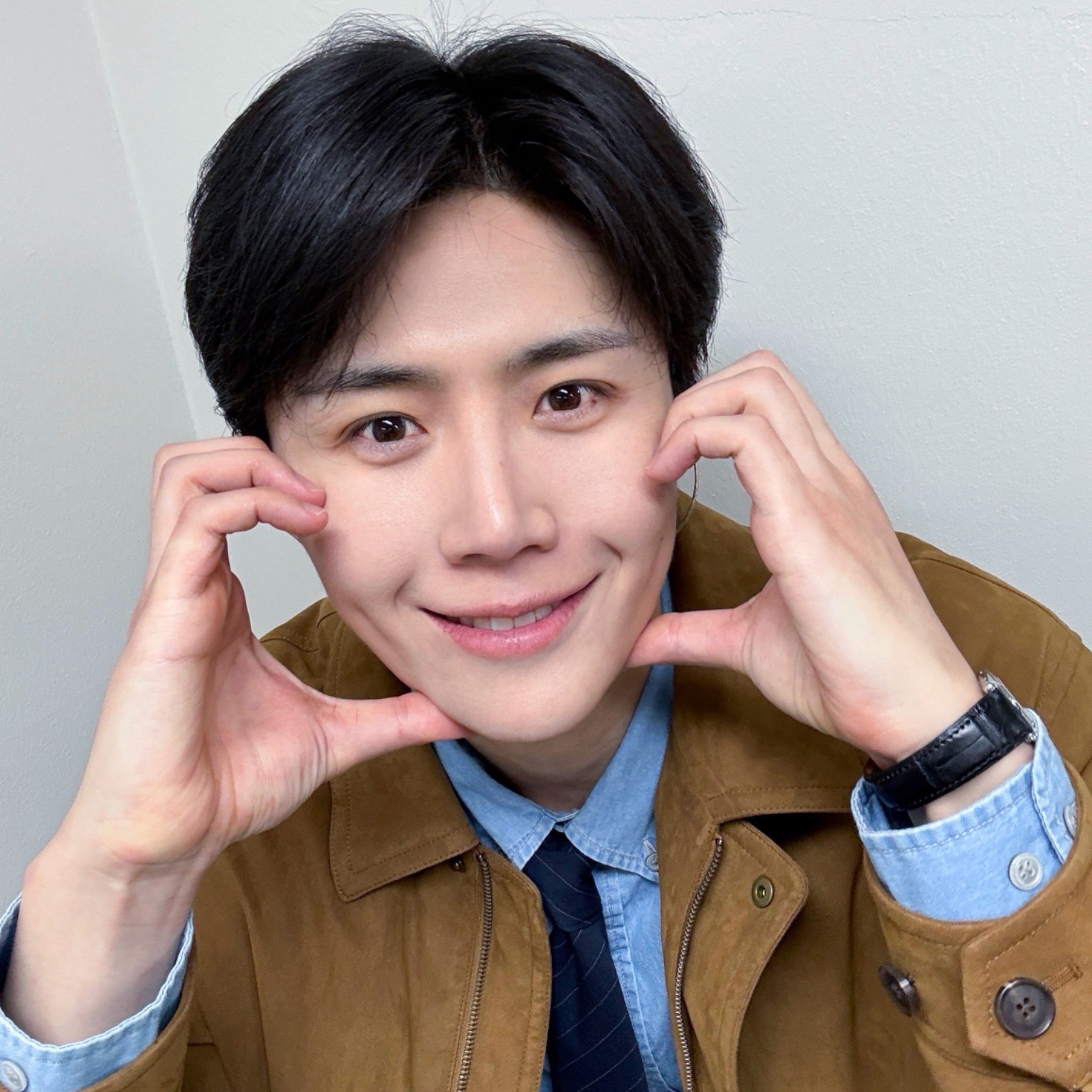 Behind-the-scenes cut of Kim Seonho