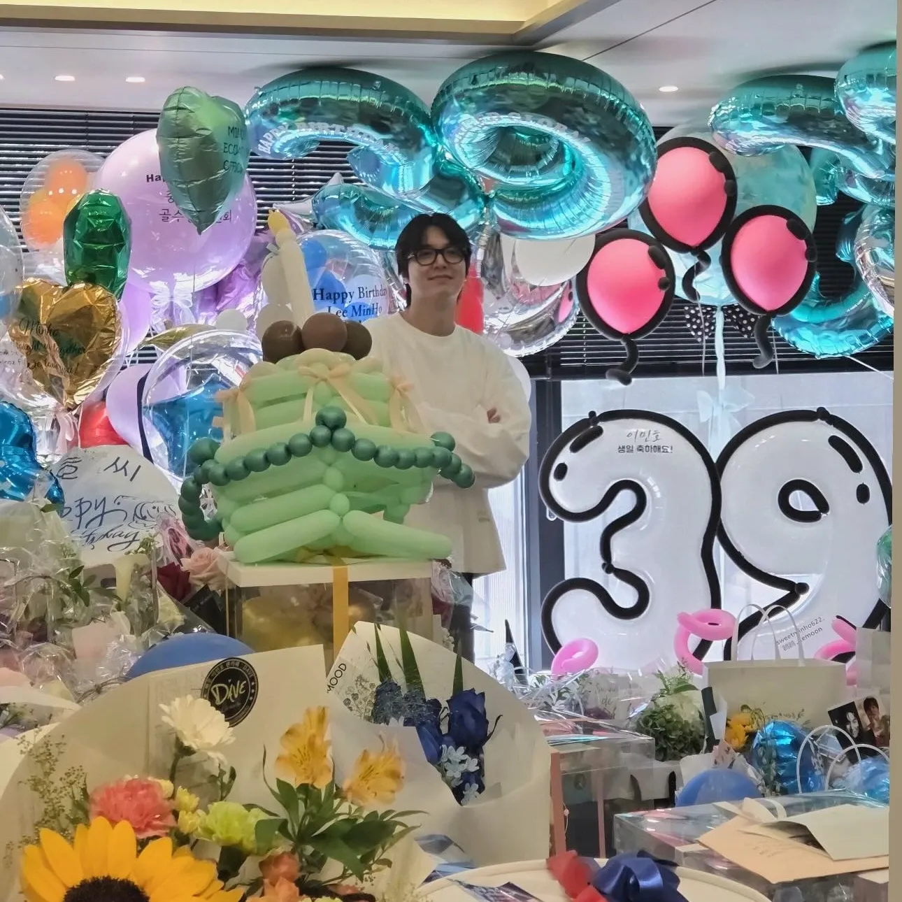 Recent activity shot of Lee Minho